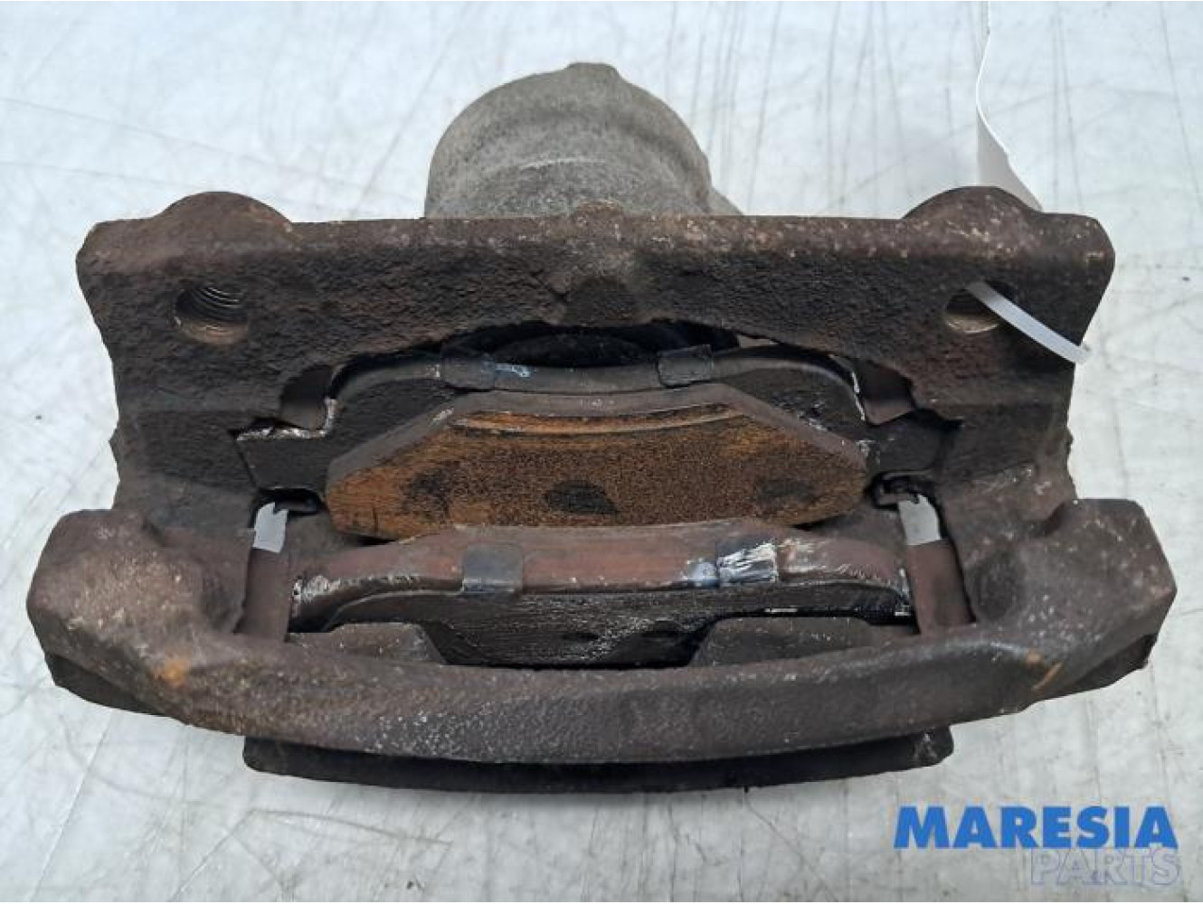 Peugeot - 107 - Front brake calliper, right