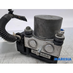 Peugeot - 107 - ABS pump