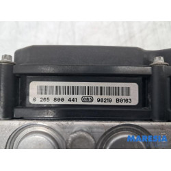 Peugeot - 107 - ABS pump