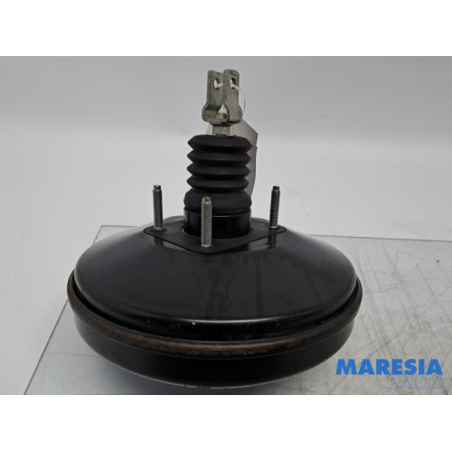 Peugeot - 107 - Brake servo
