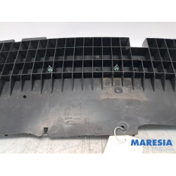 Peugeot - 107 - Stoßstange Bodenplatte