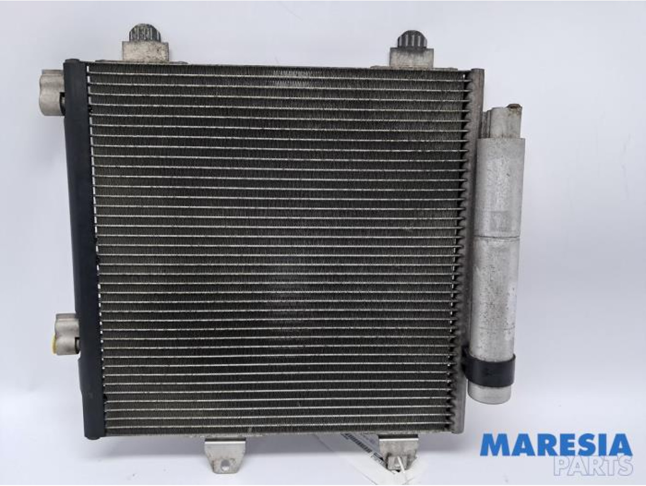 Peugeot - 107 - Condensateur clim