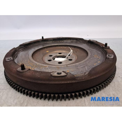 Peugeot - Partner - Schwungrad