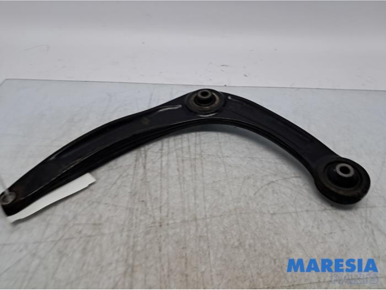 Peugeot - 308 - Front lower wishbone, right