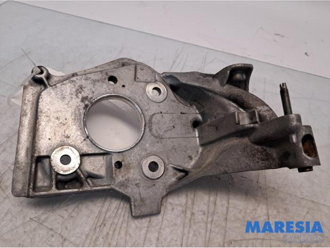 Peugeot - Partner - Steun dieselpomp