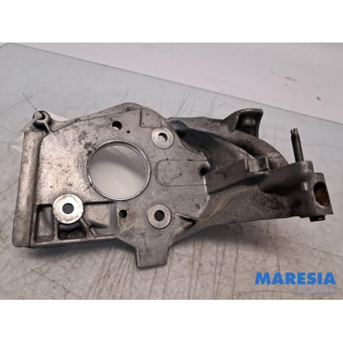 Peugeot - Partner - Steun dieselpomp