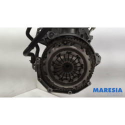 Renault - Clio - Engine