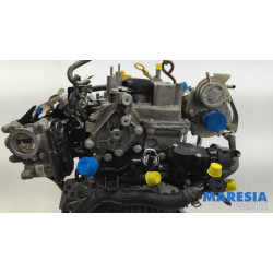Renault - Clio - Engine