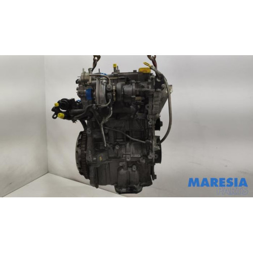 Renault - Clio - Engine