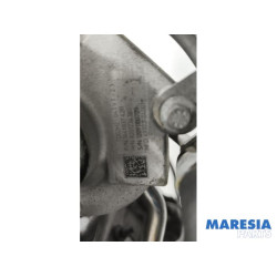 Renault - Clio - Engine