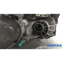 Renault - Clio - Versnellingsbak