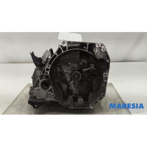 Renault - Clio - Versnellingsbak