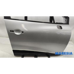 Renault - Clio - Front door 4-door, right