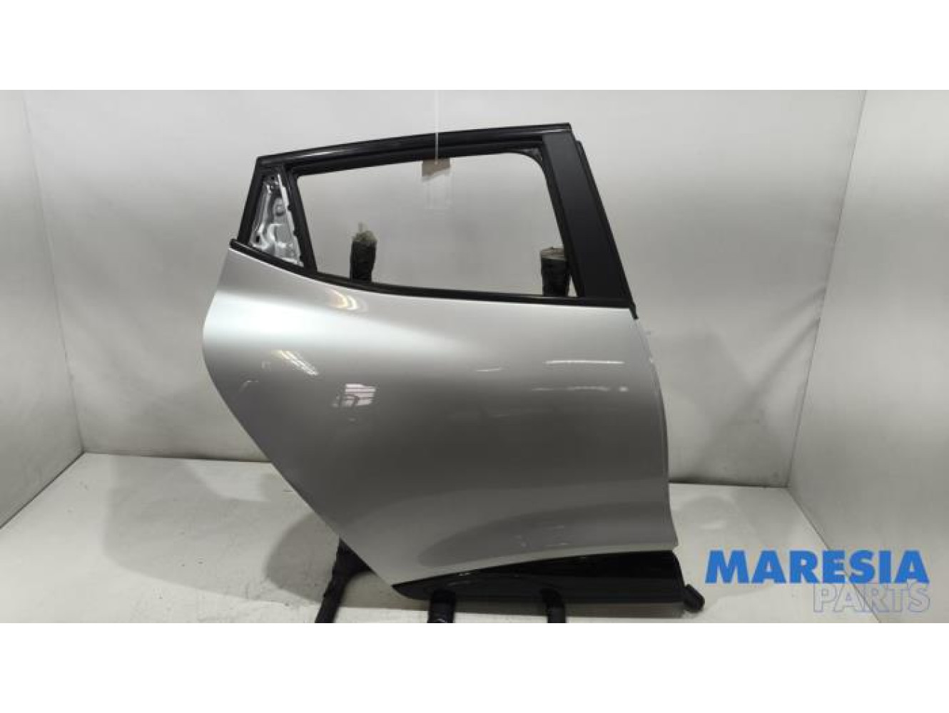 Renault - Clio - Portier 4Deurs rechts-achter