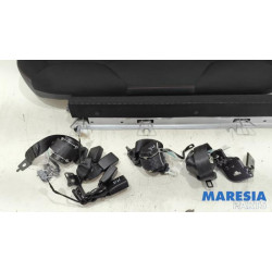 Renault - Clio - Rückbank