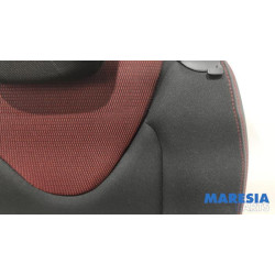 Renault - Clio - Rückbank