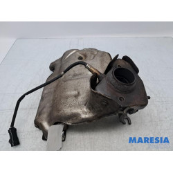 Renault - Megane Scenic - Abgaskrümmer