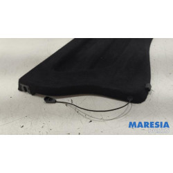 Renault - Clio - Parcel shelf