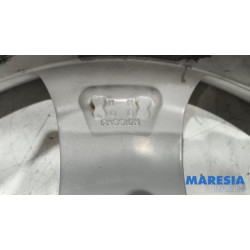 Renault - Clio - Sportvelgenset + banden