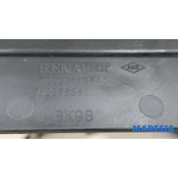 Renault - Clio - Bumper bottom