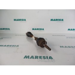 Peugeot - 206 - Aandrijfas links-voor