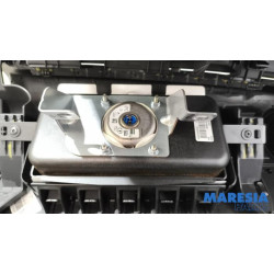 Renault - Clio - Airbag set + dashboard