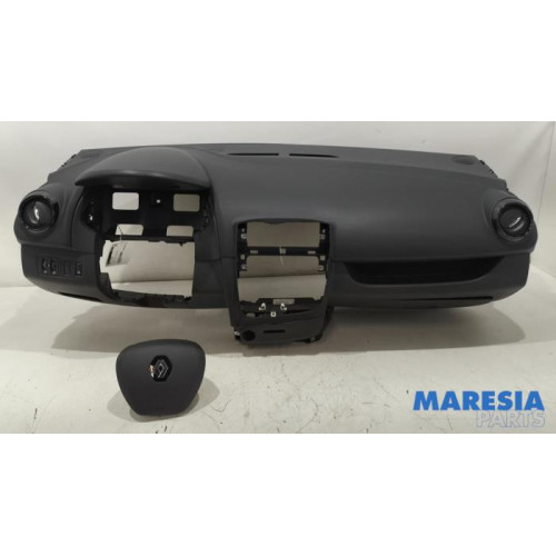 Renault - Clio - Airbag set + dashboard