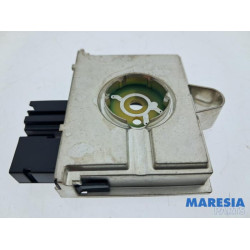 Peugeot - 308 - Antenne Versterker