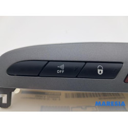 Peugeot - 308 - Commutateur éclairage d'urgence