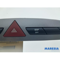 Peugeot - 308 - Commutateur éclairage d'urgence