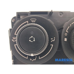 Peugeot - 308 - Panneau de commandes chauffage