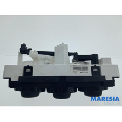 Peugeot - 308 - Panneau de commandes chauffage