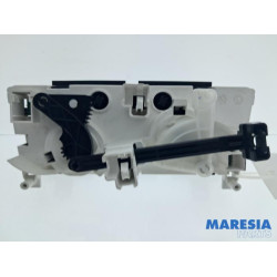 Peugeot - 308 - Panneau de commandes chauffage