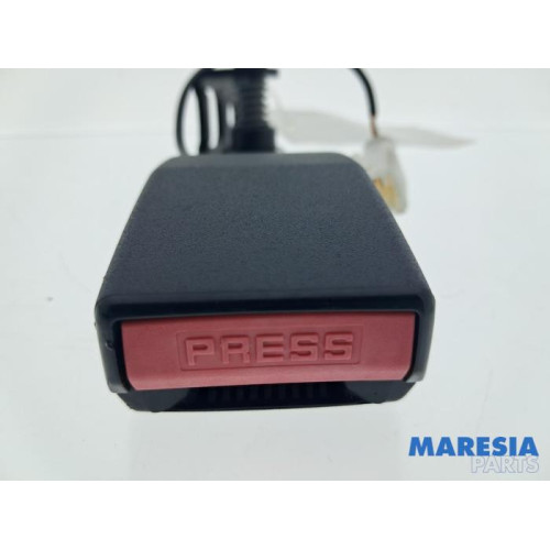 Peugeot - 308 - Front seatbelt buckle, right