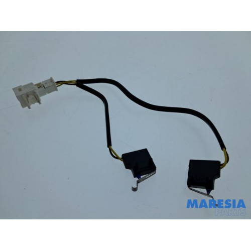 Peugeot - 308 - Cabrio-Dachpositionssensor