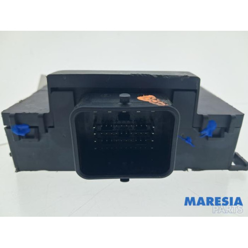 Peugeot - 308 - Convertible computer