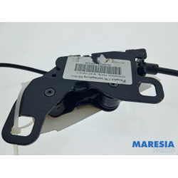 Peugeot - 308 - Cabriodach Verriegelung