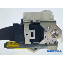 Ford - KA - Front seatbelt, left