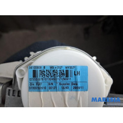 Ford - KA - Front seatbelt, left