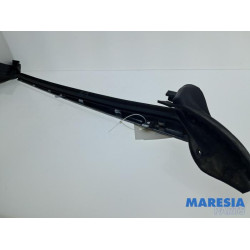 Peugeot - 308 - Cadre portière