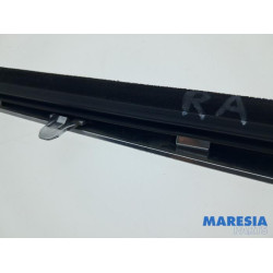 Peugeot - 308 - Cadre portière