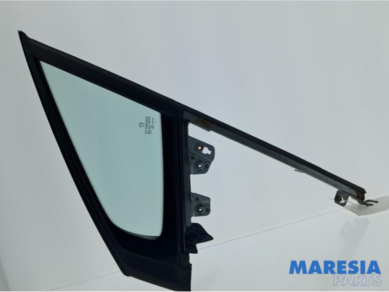 Peugeot - 308 - Quarter light, front left