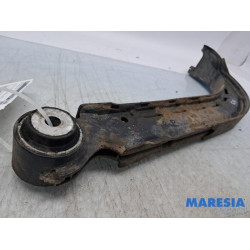 Opel - Combo - Querlenker oben rechts hinten