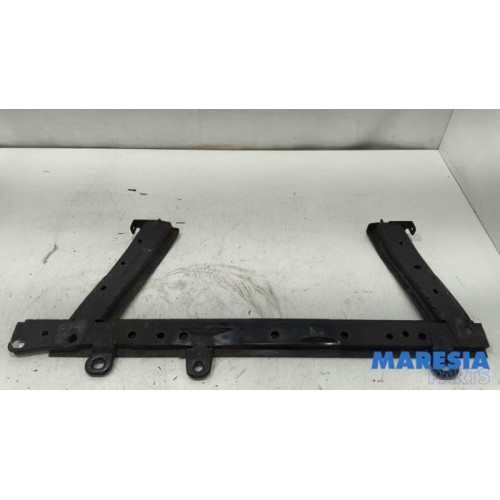 Renault - Clio - Radiateurbalk