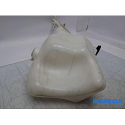 Opel - Combo - Front windscreen washer reservoir
