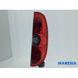 Opel - Combo - Achterlicht rechts