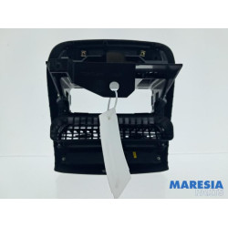 Opel - Combo - Armaturenbrett Teil