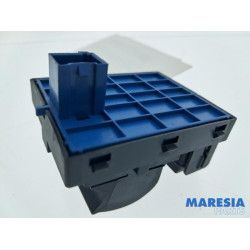 Opel - Combo - Multi-functional window switch