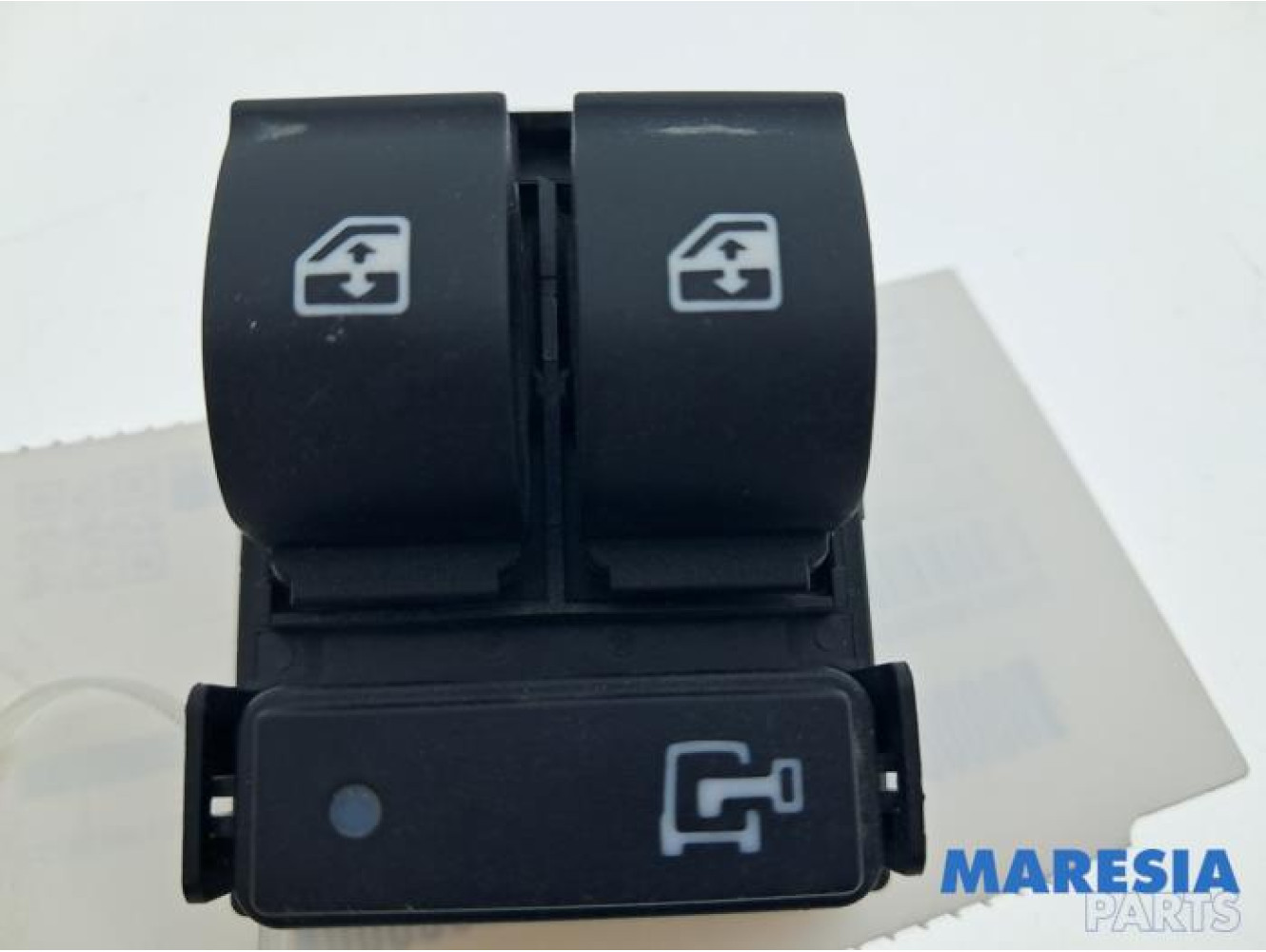 Opel - Combo - Multi-functional window switch