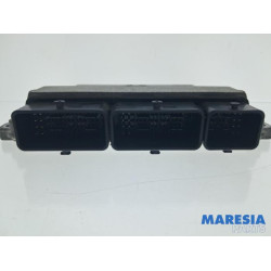 Renault - Clio - Engine management computer